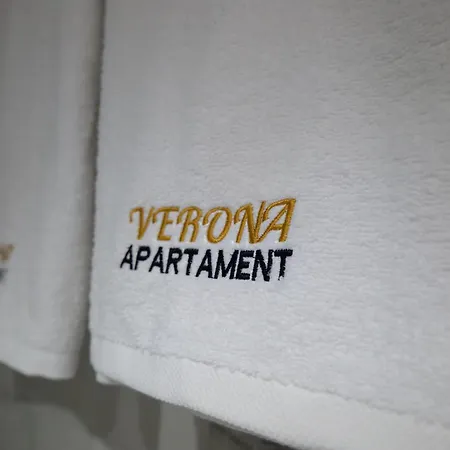 Verona Smart Apartament1 アパート *