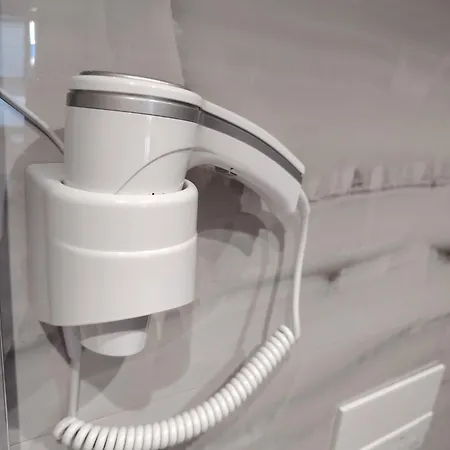 Verona Smart Apartament1 * ティラナ