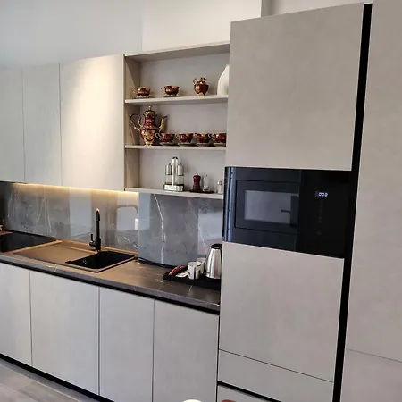 アパート Verona Smart Apartament1 ティラナ